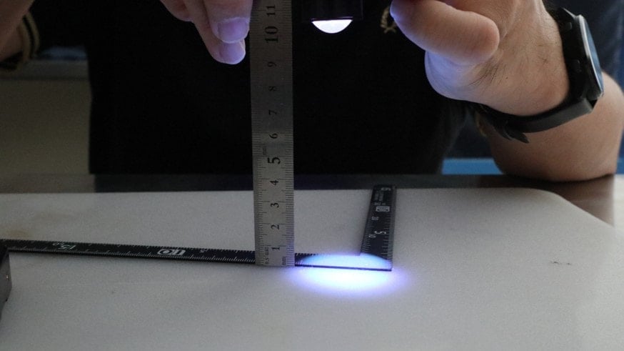 UV-LED 365nm　距離100mm