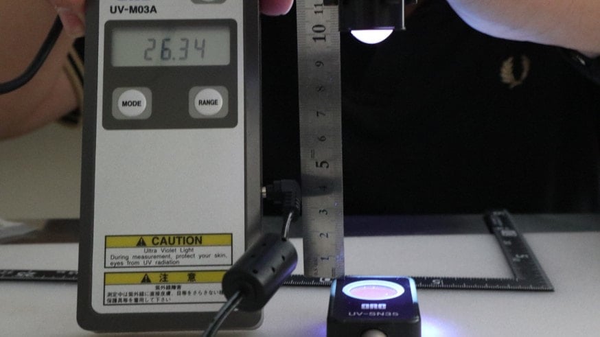 UV-LED 365nm　距離100mm　照度測定